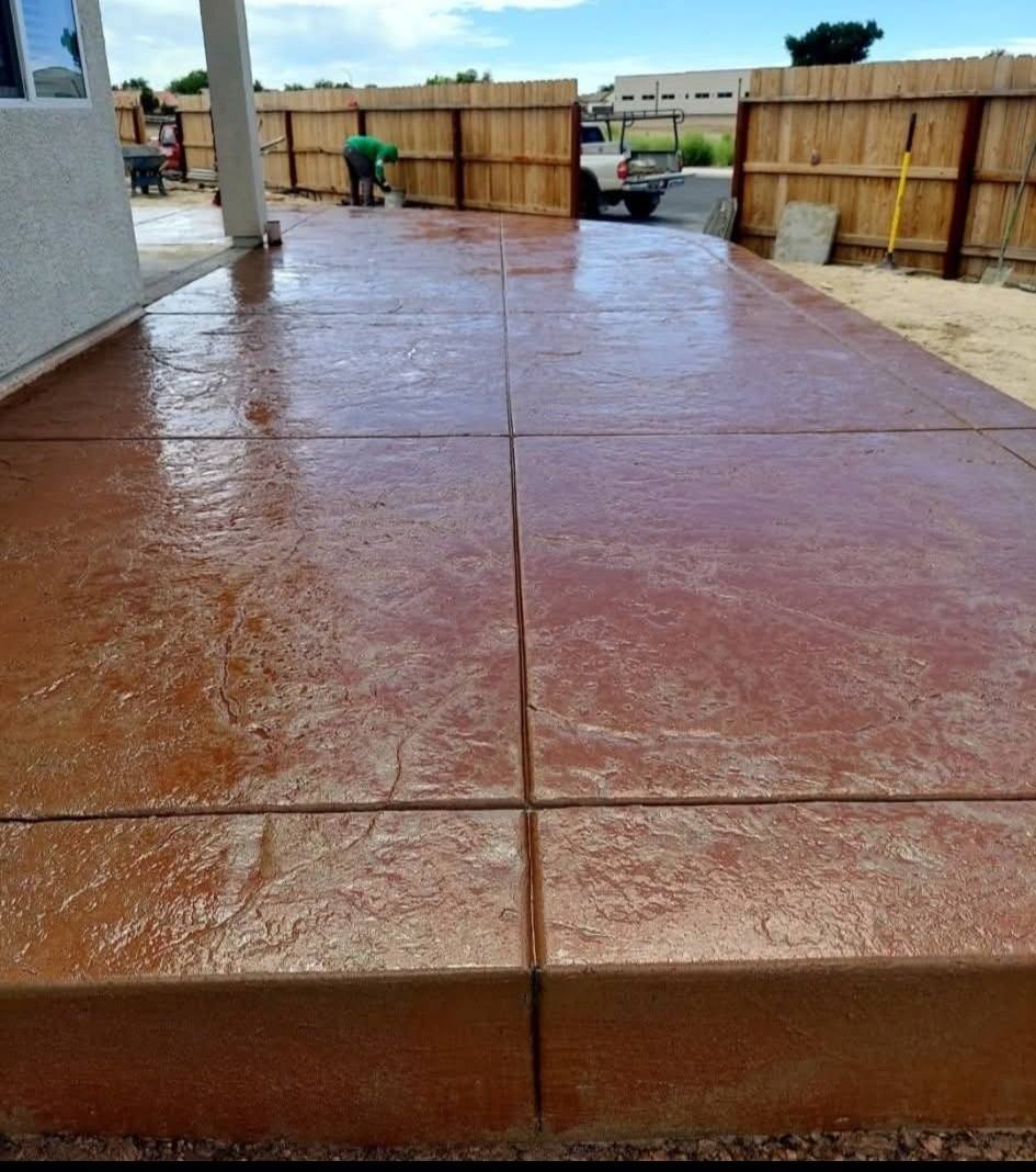 Stamped concrete patio red ashlar pattern